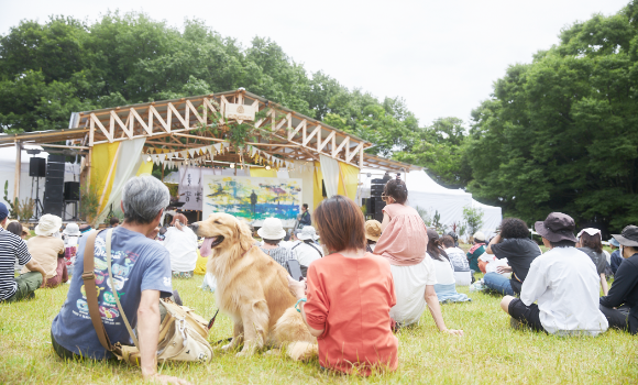 クラフトビールと音楽、キャンプが楽しめる麦ノ秋音楽祭