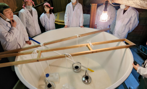 蔵の見学や試飲会のお楽しみも!2